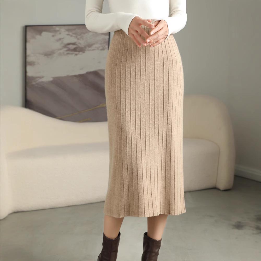 Women's Slim Fit Vertical Stripe Wool Midi Skirt - Versatile Cashmere Knit