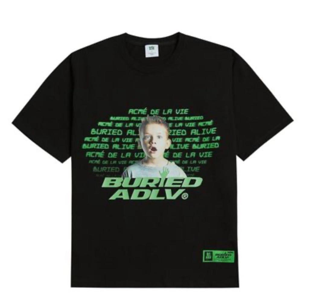 [USED] Korean Acme de la Vie black T-shirt worn by TWICE Jeongyeon