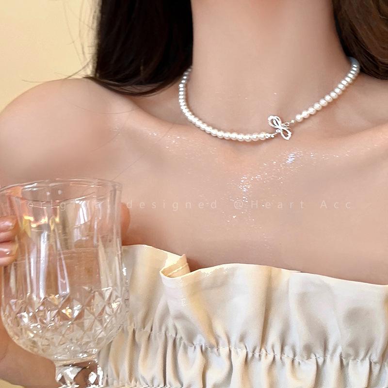 Korean Pearl Necklace for Women - Elegant Titanium Steel Clavicle Chain with Love Design