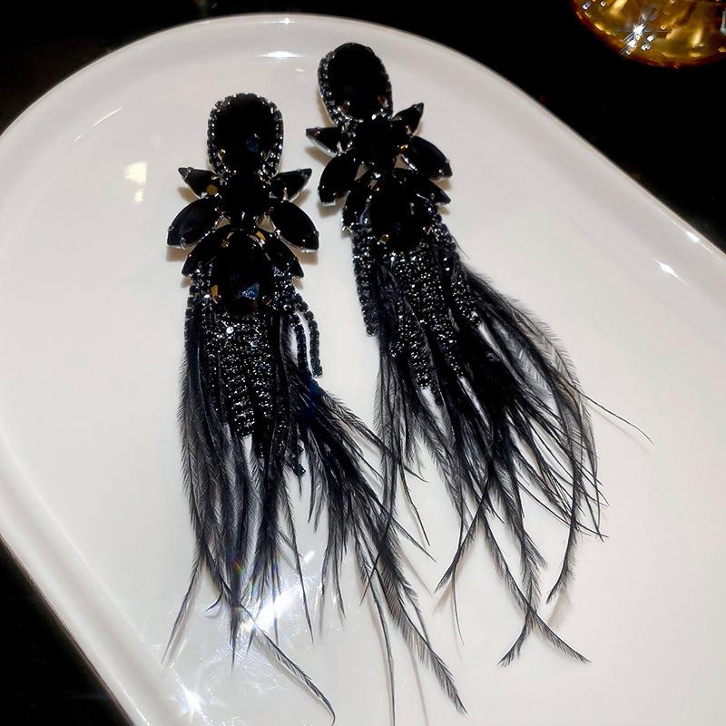 Vintage Silver Black Tassel Geometric Round Stud Earrings for Women - Elegant High-End Design