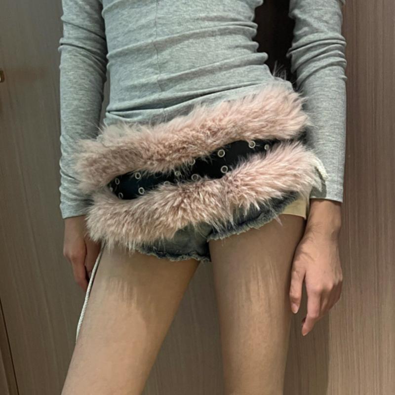1 Peça Cós de Vaca Peludo para Boate Corrente de Cintura de Pelúcia Cinto Punk de Inverno Y2K Contas de Metal Vintage Peludo Sexy Cintos de Pele Sintética Moda