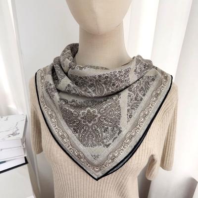 Autumn and Winter New Women's Fashion 61cm Silk Wool Light Luxury Women's Decorative Warm Scarf Commuter Atmosphere Silk Wool Scarf