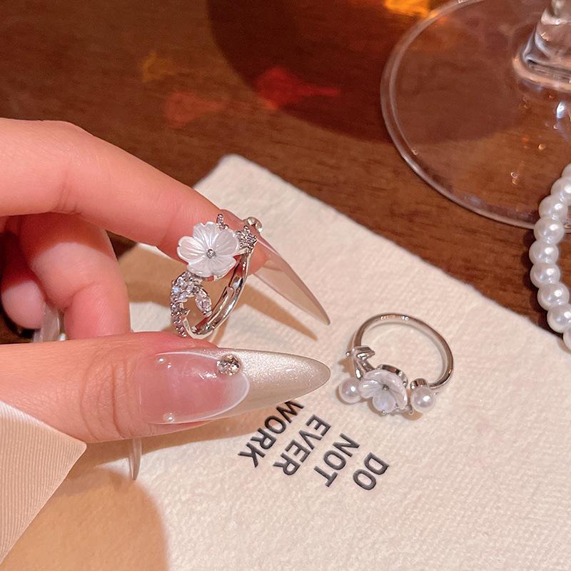 Gentle Camellia Flowers Imitation Pearl Rings for Women Girls 2026 New Trendy Silver Color High Flower Rings Jewelry Accessories
