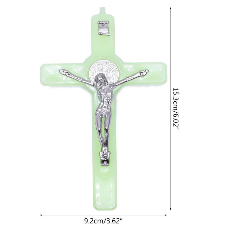 Christus Jesus für Kreuz Leuchtende Glow in the Dark Anhänger Kruzifix Ornamente Halskette Machen