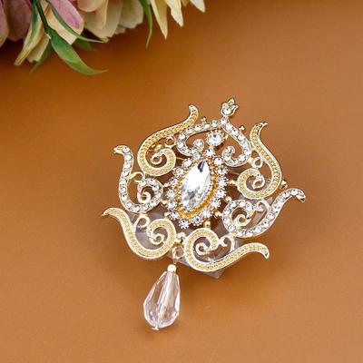 Women's Gold Color Crystal Brooch Brooch for Brides Wedding Flower Jewelry