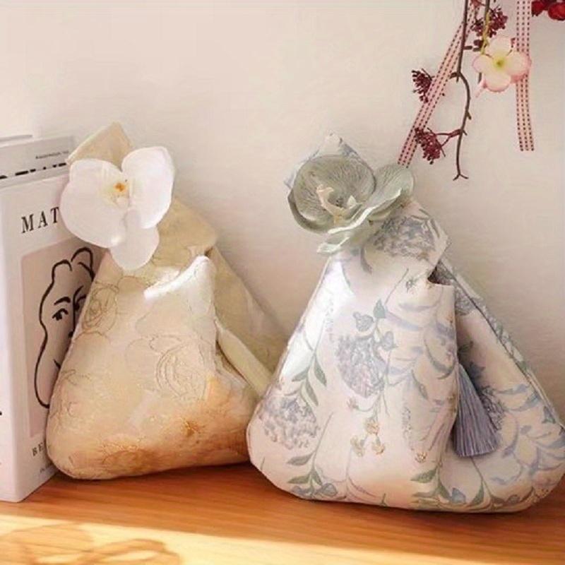 Chinese Style Wrist Bag Tassel Pendant Cheongsam Accessories Embroidery Hanfu Handbag Simple Purse Handbags Small Gift Pouch