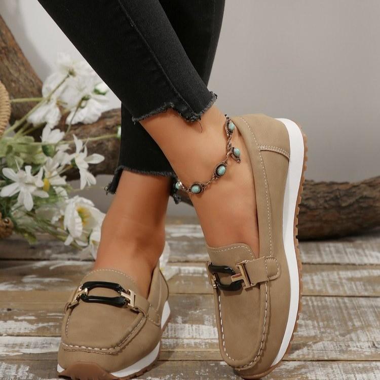 Large Size Flat-soled Casual Shoes Metal Buckle Comfortable Soft-soled Doudou Shoes Flat-soled Small Leather Shoes