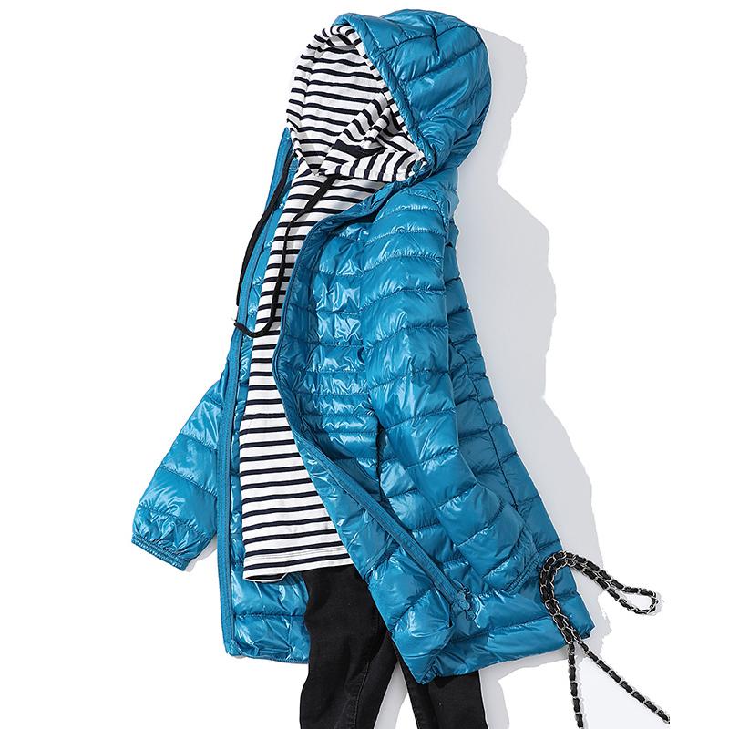 Ultralight Women Puffer Jacket Duck Down Hooded Coat Warm Windbreaker Parka for Autumn Winter Portable Female