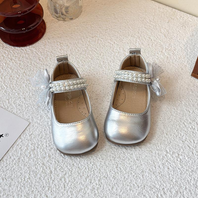 

Baby Girl Fashion 2025 New Versatile Bow Princess Square Mouth Single Shoes Non-slip Baby Soft Sole Small Leather Shoes 25 серебряный