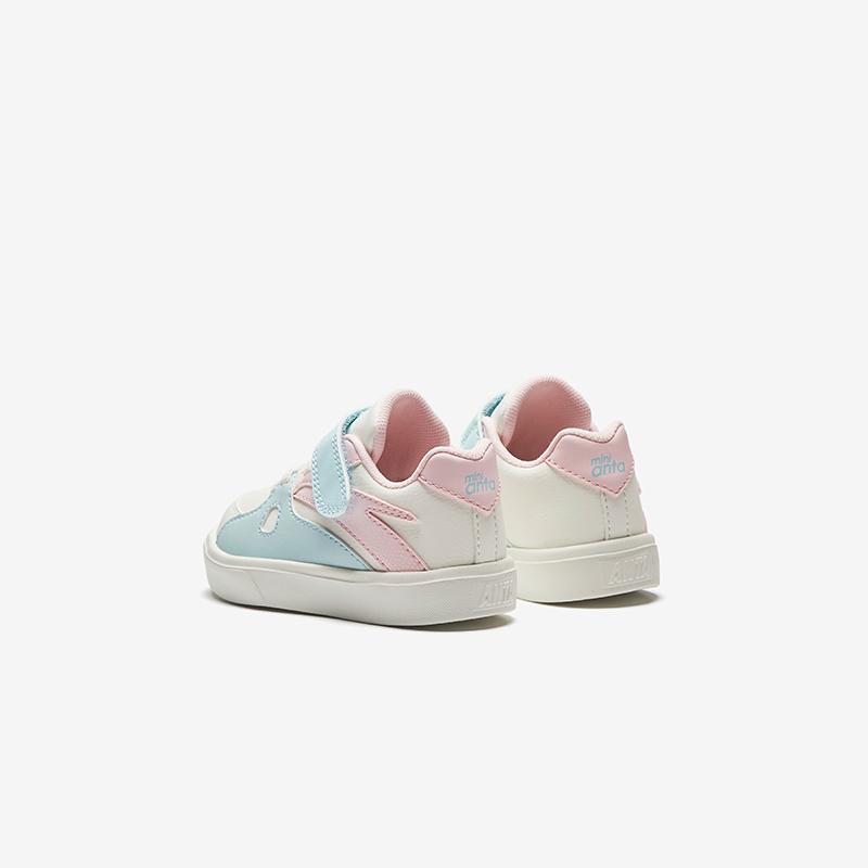 Anta Kids Synthetic Leather Trendy Fashion Color Block Comfortable Versatile Anti-Kick Lightweight Shock Absorbing Low-Top Walking Shoes A22530013