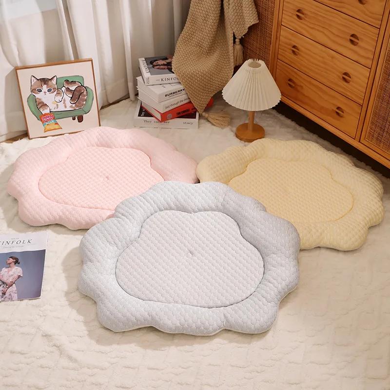 70x55cm Pet Ice Mat Cat Nest Dog Nest Cushion Small and Medium Sized Dog and Cat Mattress Pet Supplies Cat and Dog Beds Pet Bed