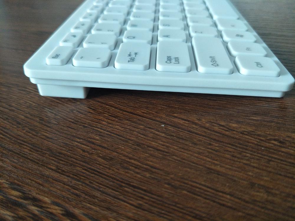 New 2.4G Wireless Mini Keyboard and Mouse Set 901 – Ideal for Office Use