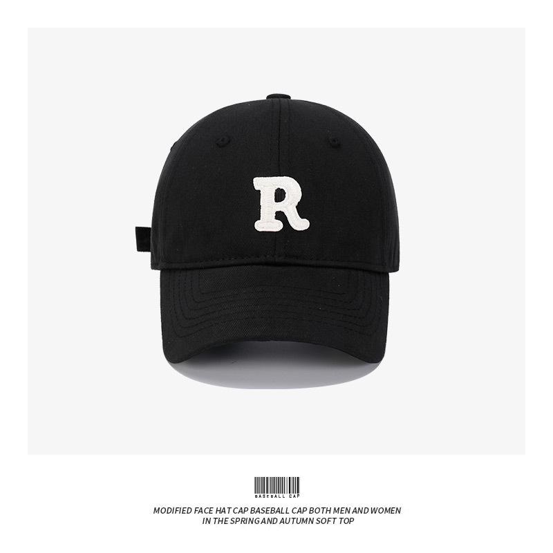Children's Versatile Fashion Baseball Cap for Spring, Autumn, and Winter - Korean Style Letter Design for Boys and Girls, Trendy Duckbill Hat.