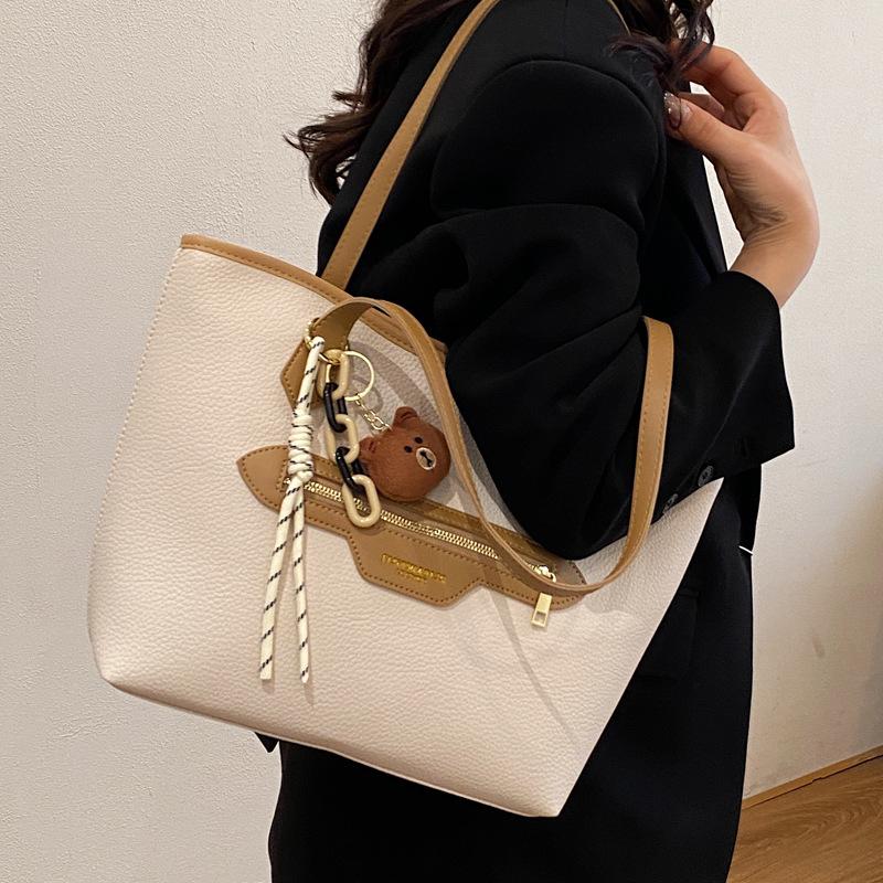 Light Luxury High-end Handbag Women's 2025 New Women's Shoulder Bag Underarm Tote Bag Women's Bag Versatile