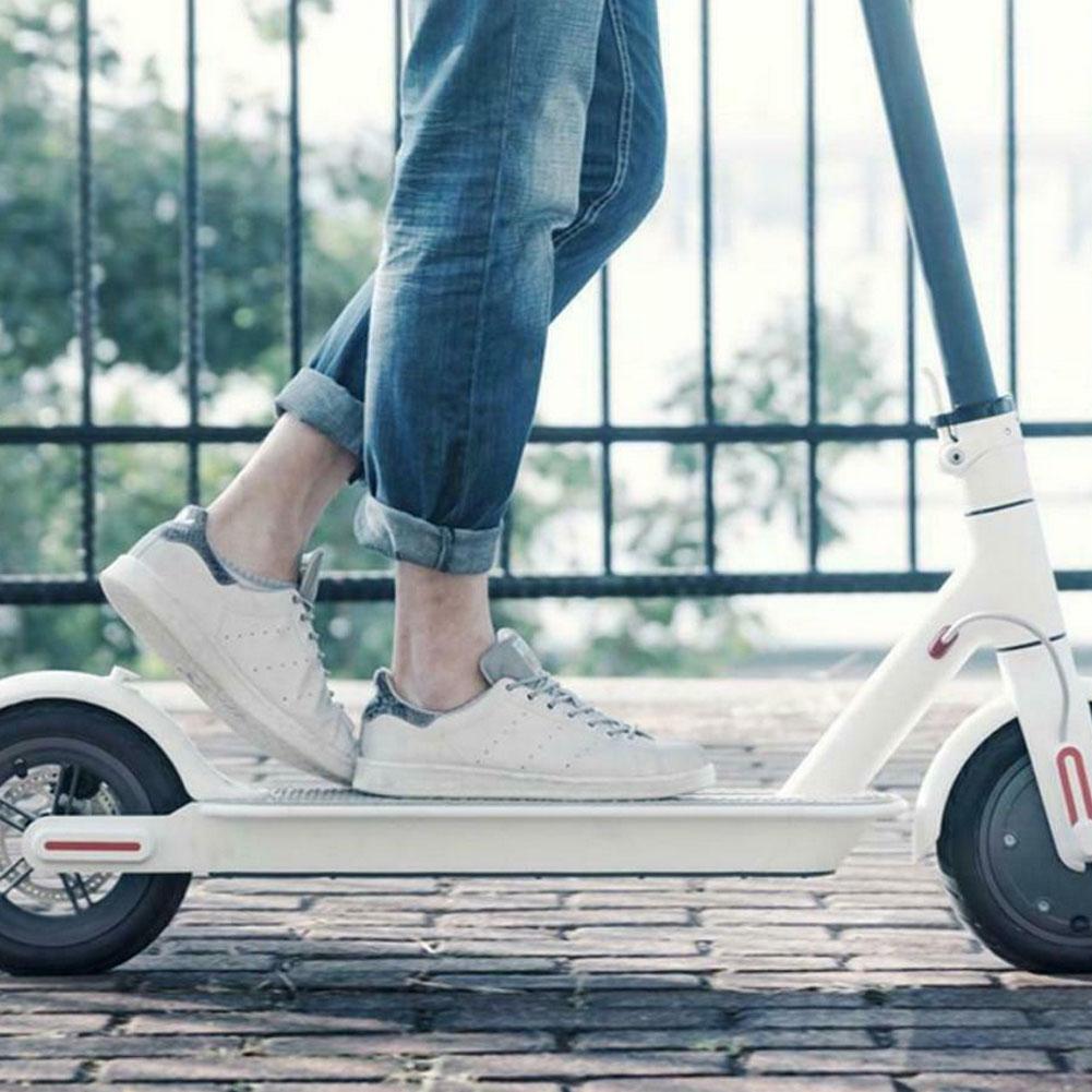 8,5 Zoll Rad 250W Tragbarer Faltbarer Elektroroller für Erwachsene
