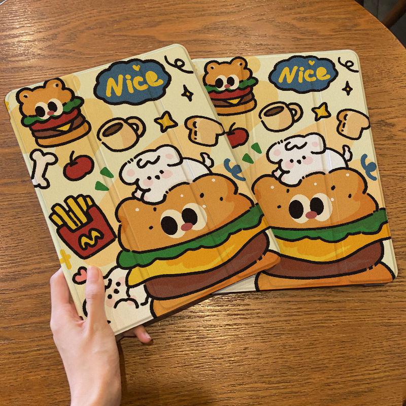 Für iPad Air6 Hülle Süßes Burger Welpen Muster iPad Smart Style Tri-Fold Hülle für iPad Pro2024 11 13 Air6 Air5 Air4 10.9 Air3 10.5 mit Bleistifthalter
