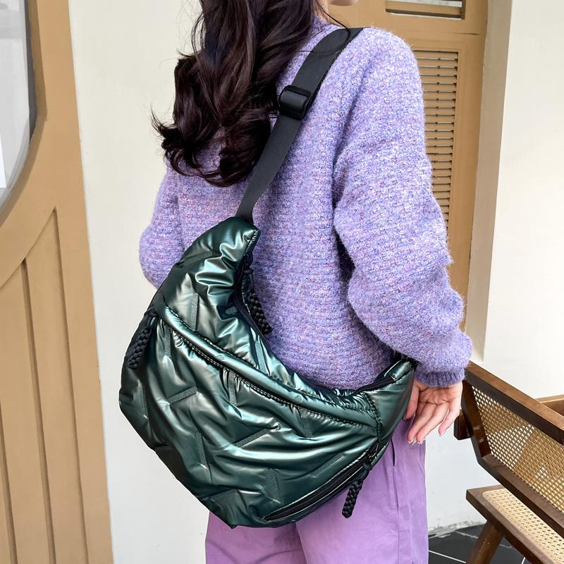 

Underarm bag women s 2024 winter new cotton bag large capacity trend work commuter bag tote bag зелений