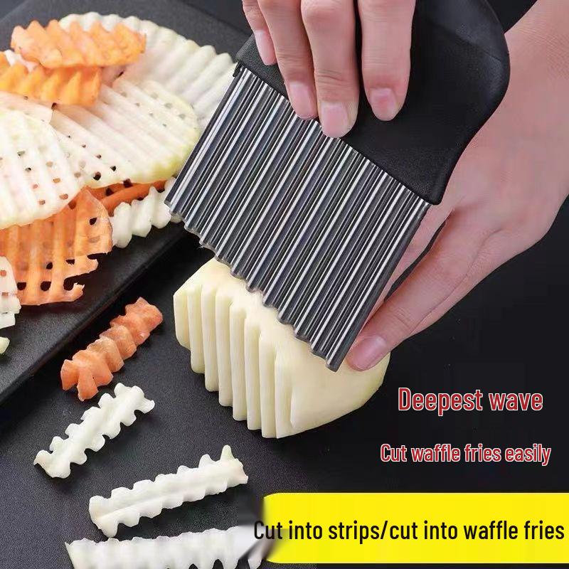 Wolf Tooth Stainless Steel Potato and Vegetable Wave Knife - Fancy Cut Kitchen Tool  