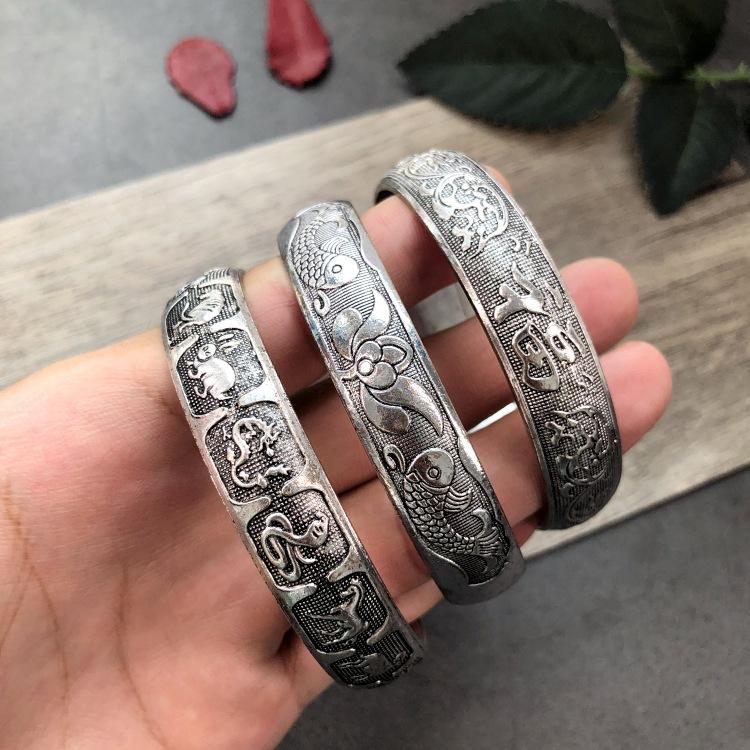 Retro Silver Bracelet, the Republic of China Nostalgic Personality Fashion Versatile Bracelet Women's Silver Accessories