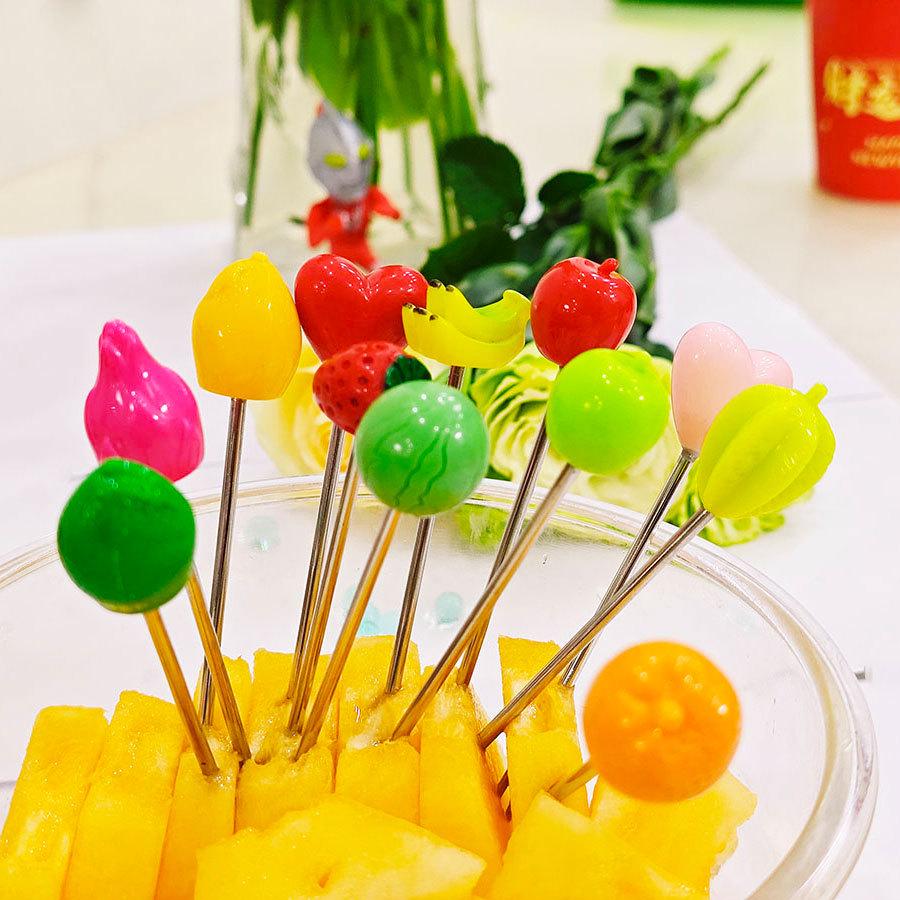 Stainless Steel Heart Fruit Fork - Creative, Cute Two-Pronged Skewer.