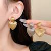Round love pattern stud earrings, simple trend cold wind earrings, European and American high-end earrings