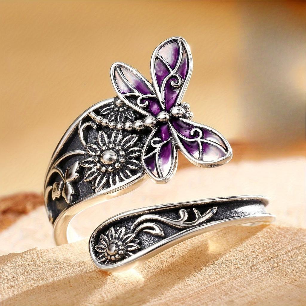 Ladies' Open Ring, Bohemian Victorian Thumb Jewelry, Fashionable and Personalized Punk Carving Cross Pattern, Versatile for All Seasons
