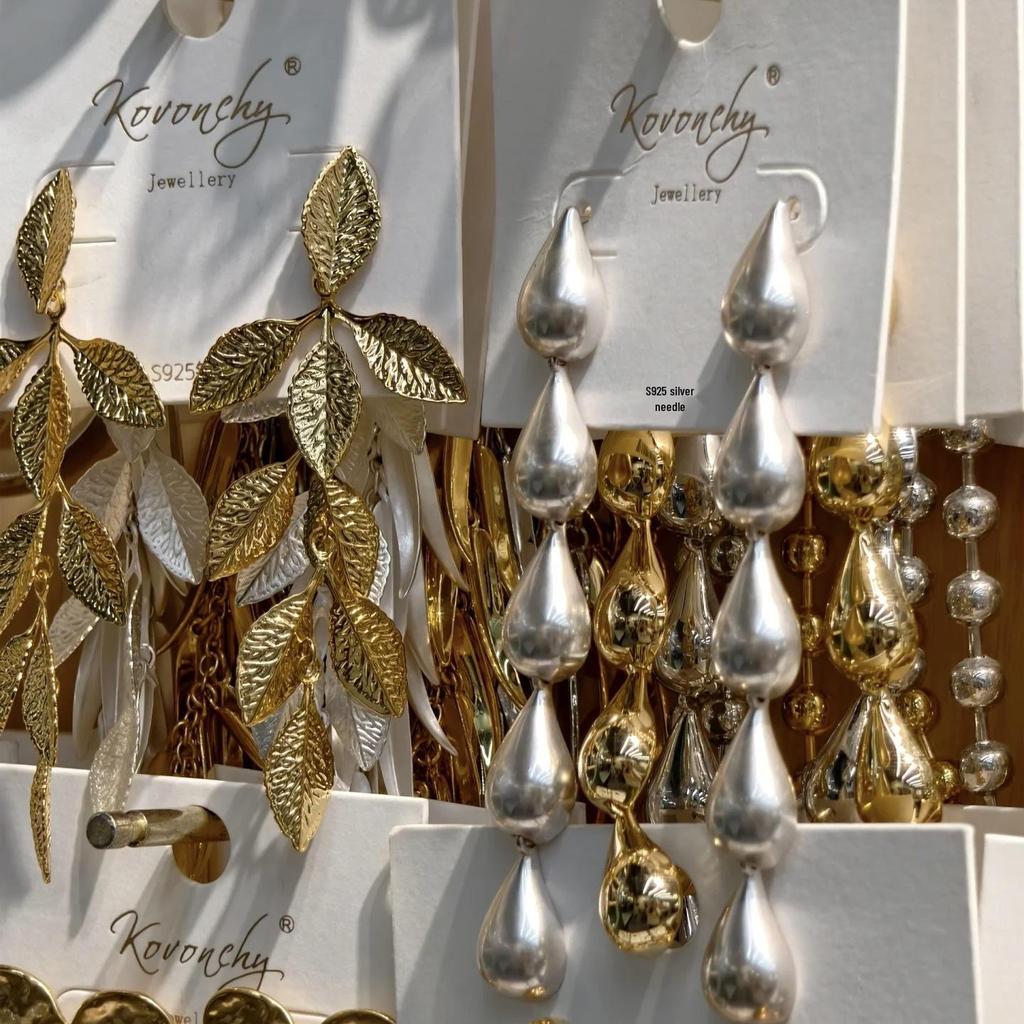 Silver Needle Diamond Teardrop Pendant Stud Earrings - Vintage Luxury Design