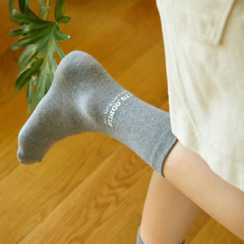 

NMOO.OU S36_NMOU MUJI SOCKS_charcoal S36_NMOU MUJI_charcoal