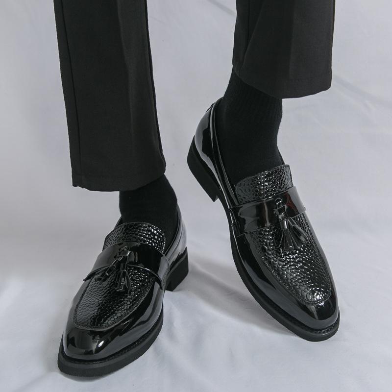 Large Size New Tassel Casual Leather Shoes Four Seasons Foot Cover Business Dress