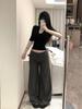 Spicy American Style Black V-Neck Mid-Sleeve Slim-Fit Women's T-Shirt for Early Spring