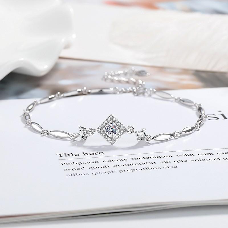 Zwei Karat Prinzessschliff Simulierter Moissanit Armband - Vielseitiger Damen-Beadschmuck