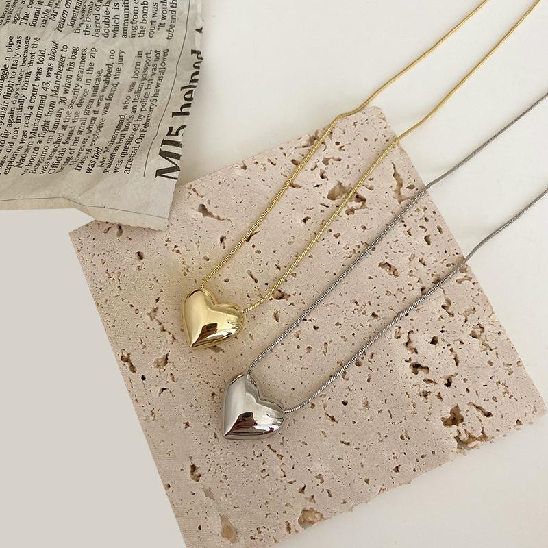 Gothic Heart Love Pendant Necklace For Women Korean  Vintage Party Jewelry Birthday Gift Chain Choker