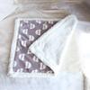Soft Cat Warm Blanket Thickened Pet Sofa Blanket Practical Puppy Bed Mat  for Dogs Cats