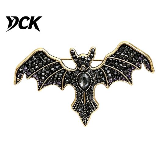 Punk Style Animal Badge Halloween Rhinestone Bat Brooch, Retro Gothic Shaped Lapel Brooch Pin Pin, Jewelry Accessory for Clothing Bags Scarves