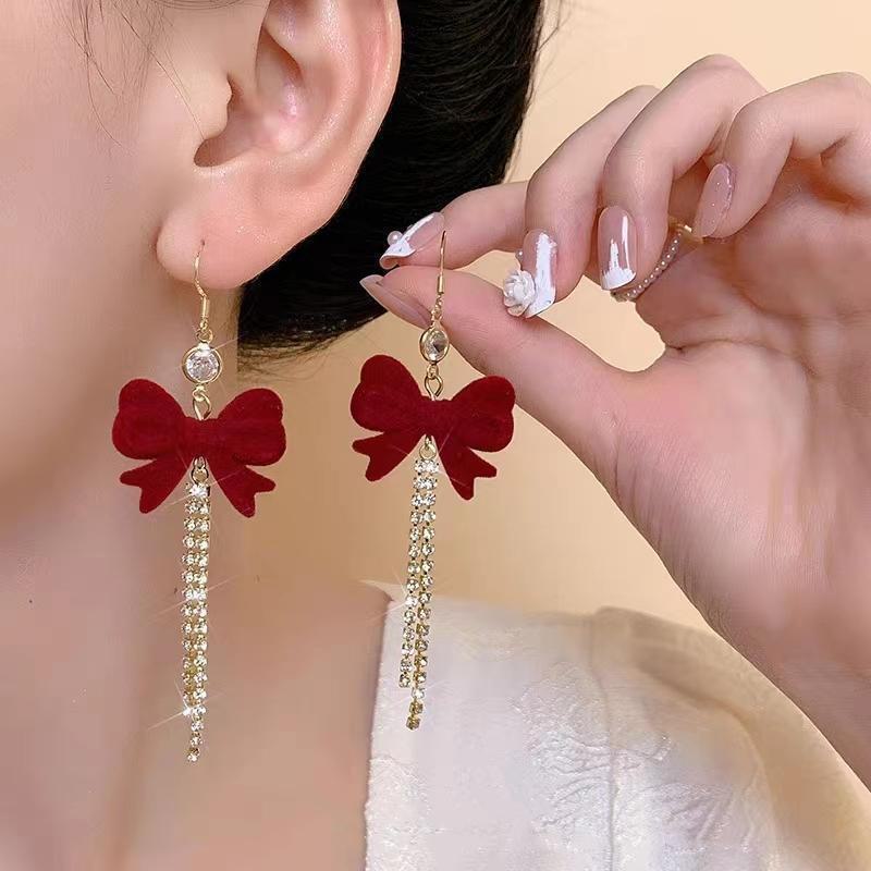 2025 Red Velvet Long Earrings - New Year's Hot Style, Versatile and Elegant for Weddings or Engagements