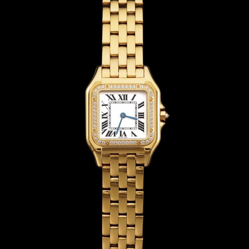 

Жіночий кварцовий годинник Cartier Santos: Класичний римський циферблат, ретро-квадратний дизайн, акценти з діамантів, водонепроникний. Small: Width 22mm x Length 30mm