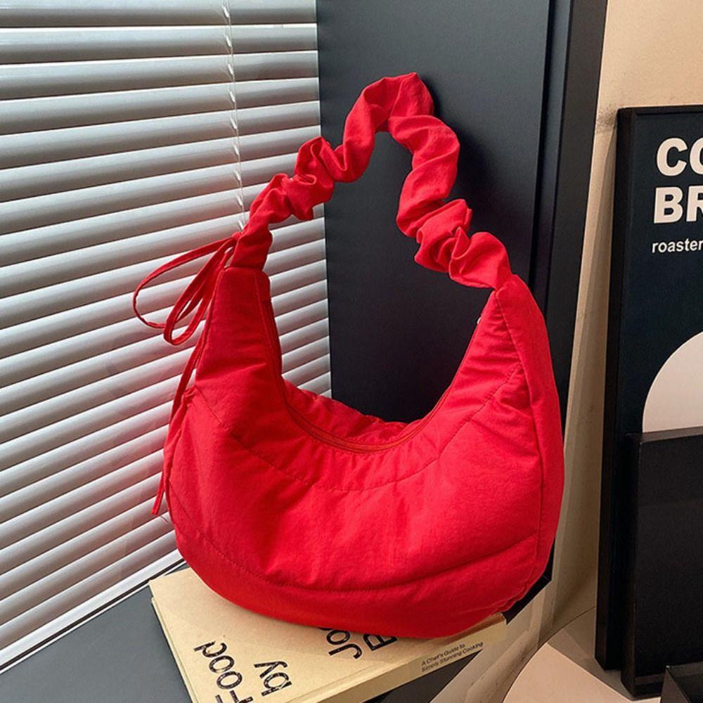 Nylon INS Shoulder Bag Korean Style Fashion Underarm Bag Simple Pleated Hand Bag  Travel