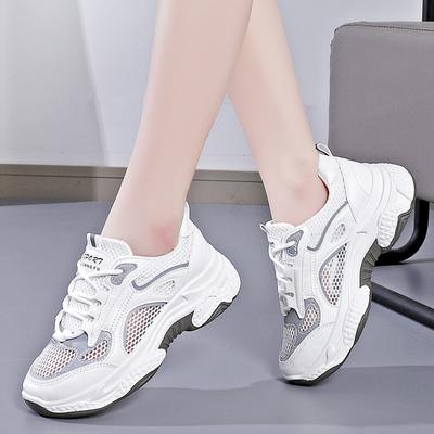 Nuove Scarpe da Papà in Rete Traspirante Estate 2024 Versione Coreana di Scarpe Sportive Scarpe da Corsa con Plateau INS