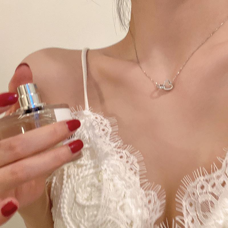 

Micro-Paved Heart-to-Heart Clavicle Necklace - Modern Korean Style Choker