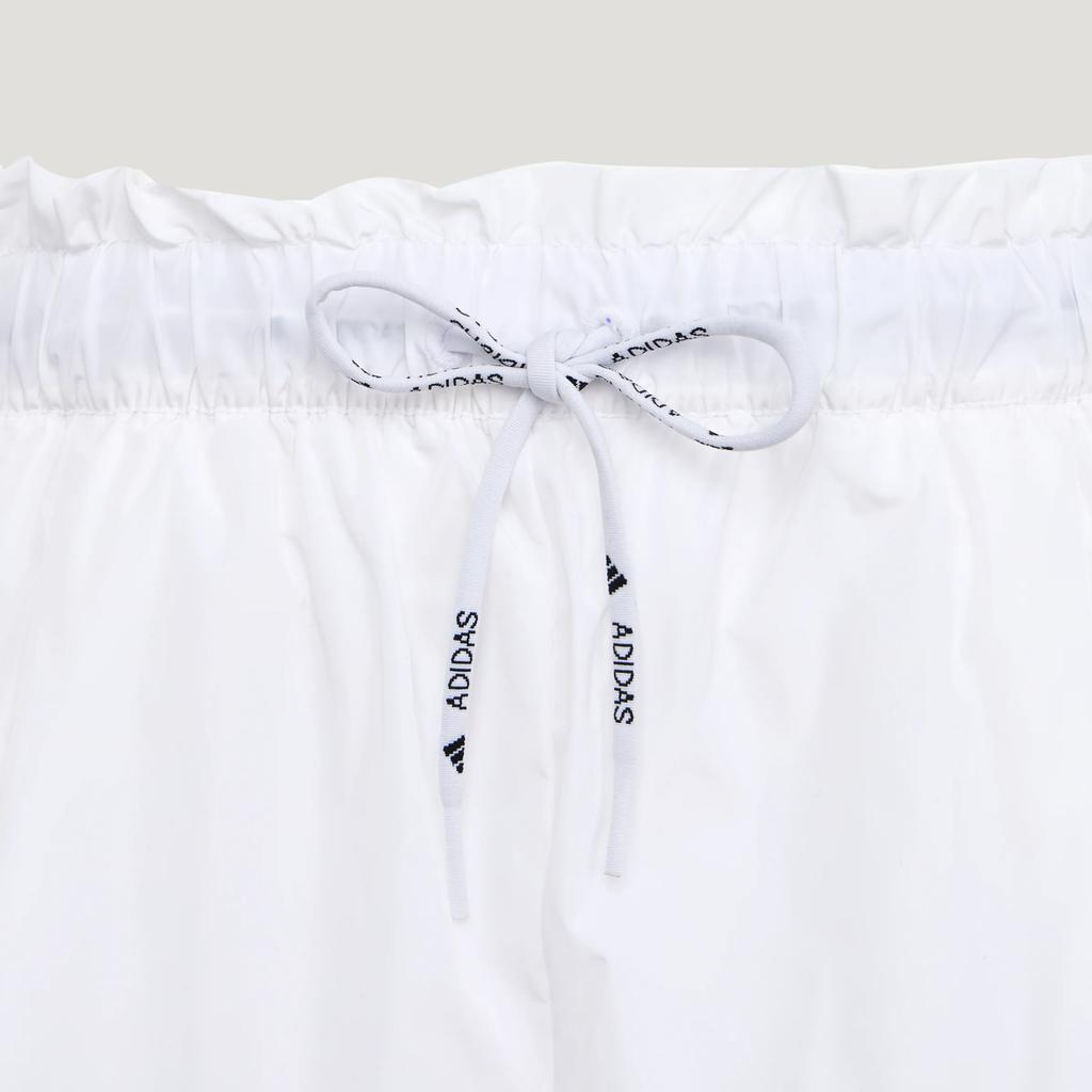 adidas Woven Three Stripe Soccer Style Loose Woven Comfortable Casual Shorts Women Shorts LD2952