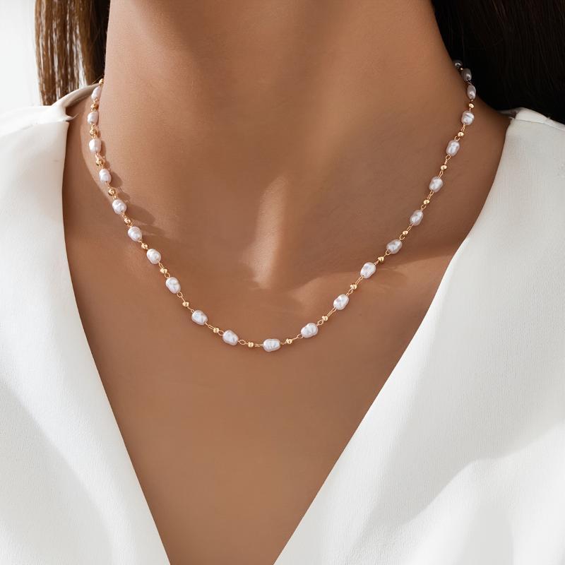 Pearl Necklace French Retro Court Style Gold Plated Allergy Free Alloy Jewelry for Girls School Daily Wear