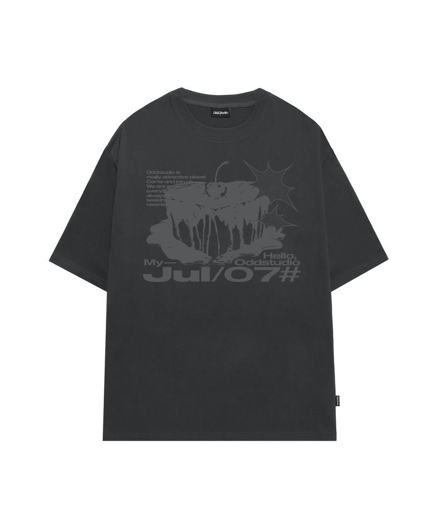 ODDSTUDIO Heart Birthday Graphic Oversized T-Shirt - Charcoal