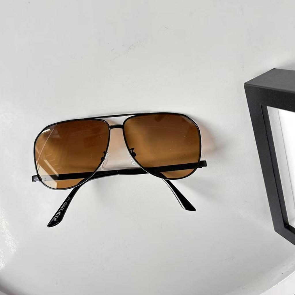 Pilot Shape Women Sunglasses Fashion Trendy Designer Sun Glass for Driving Hiking Female UV Protection