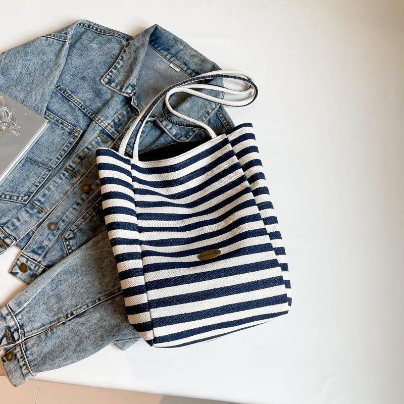 

Литературная и художественная портативная наплечная сумка, простая двусторонняя, свежая полоска, универсальная модная, вместительная сумка-тоут темно-синий