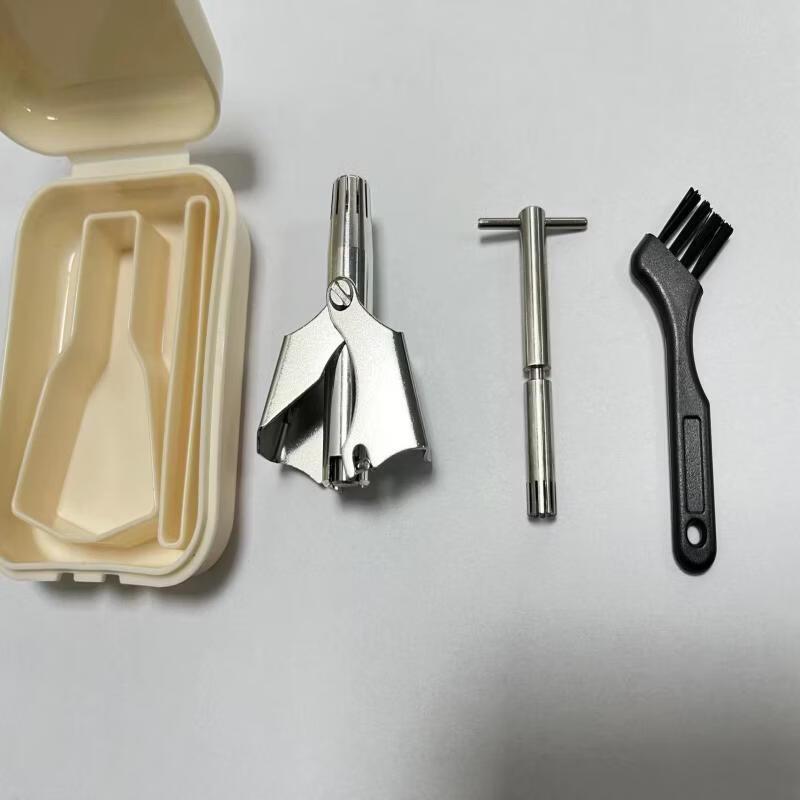 Qiaomeiren Manual Washable Nose Hair Trimmer Set
