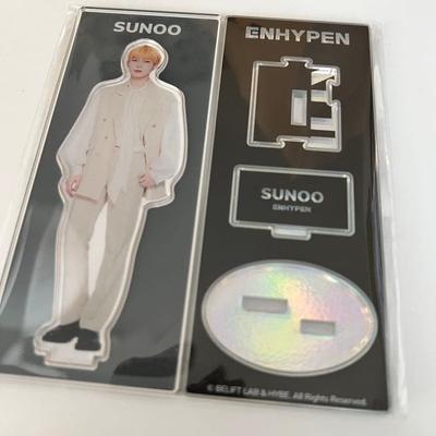 Kolekcjonowanie i modele – Stojaki kolekcjonerskie i akcesoria