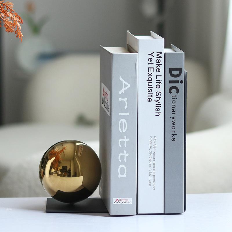 Eenvoudige Moderne Boekensteunen Boekenplank Ornamenten Entree Woonkamer Wijnkast TV-meubel Kantoor Licht Luxe Modelkamer Decoraties