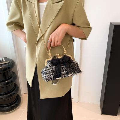 Niche Bag Women's 2025 New Woven Shell Bag Bow Underarm Bag Messenger Bag Handbag
