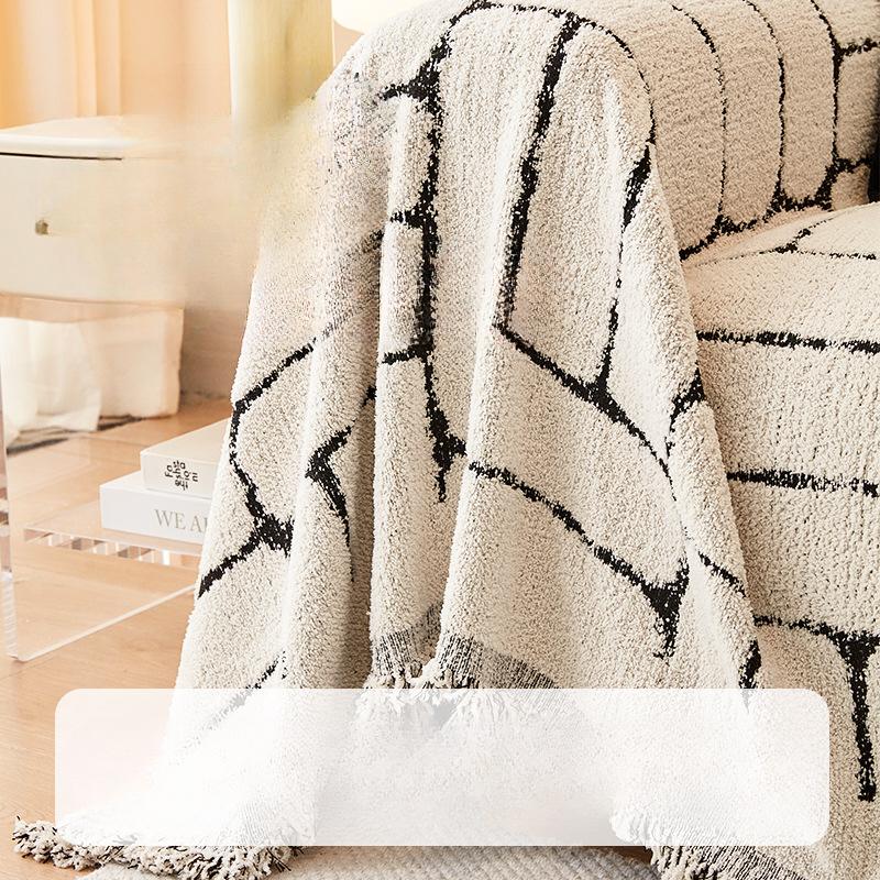 Geometric Velvet Sofa Slipcover Winter No Static Sofa Cover Universal Cover Living Room Sofa Dustproof Sofa Slipcover