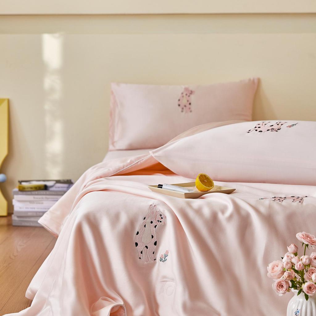 A-Class Tencel Embroidered Summer Quilt 4-Piece Set: Silky, Skin-Friendly, Antibacterial, Mite-Proof, Machine Washable.